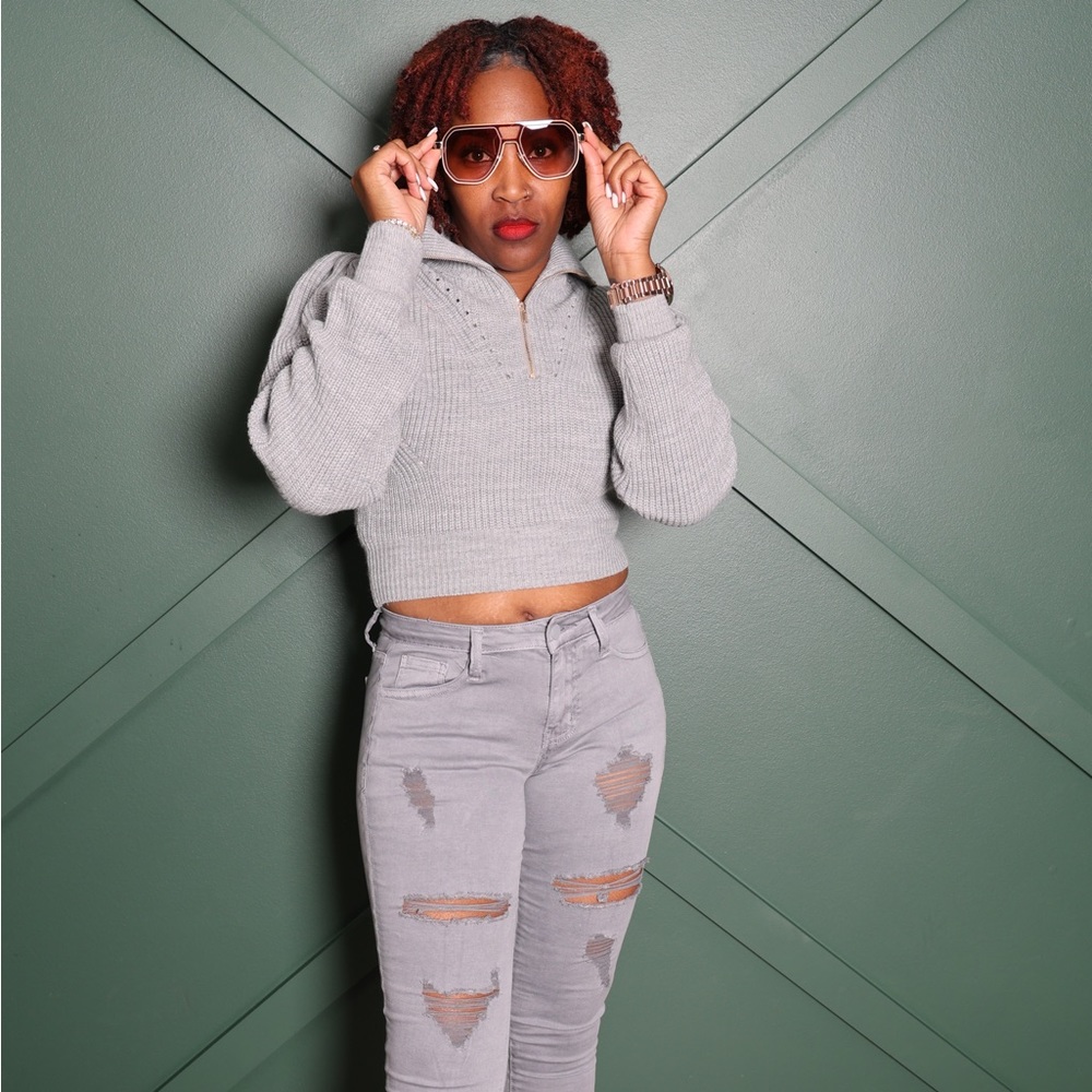 Cute shade of grey sweater